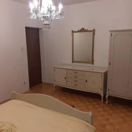 Lina Apartment *
